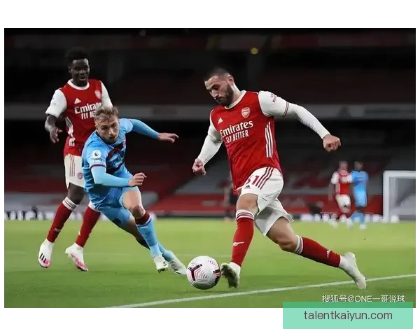 英超罗杰斯状态回暖，球队战术逐渐显现成效